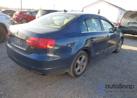 2012 Volkswagen Jetta 2.0L Tdi из США, поврежденный, VIN 3VWLL7AJ3CM368871